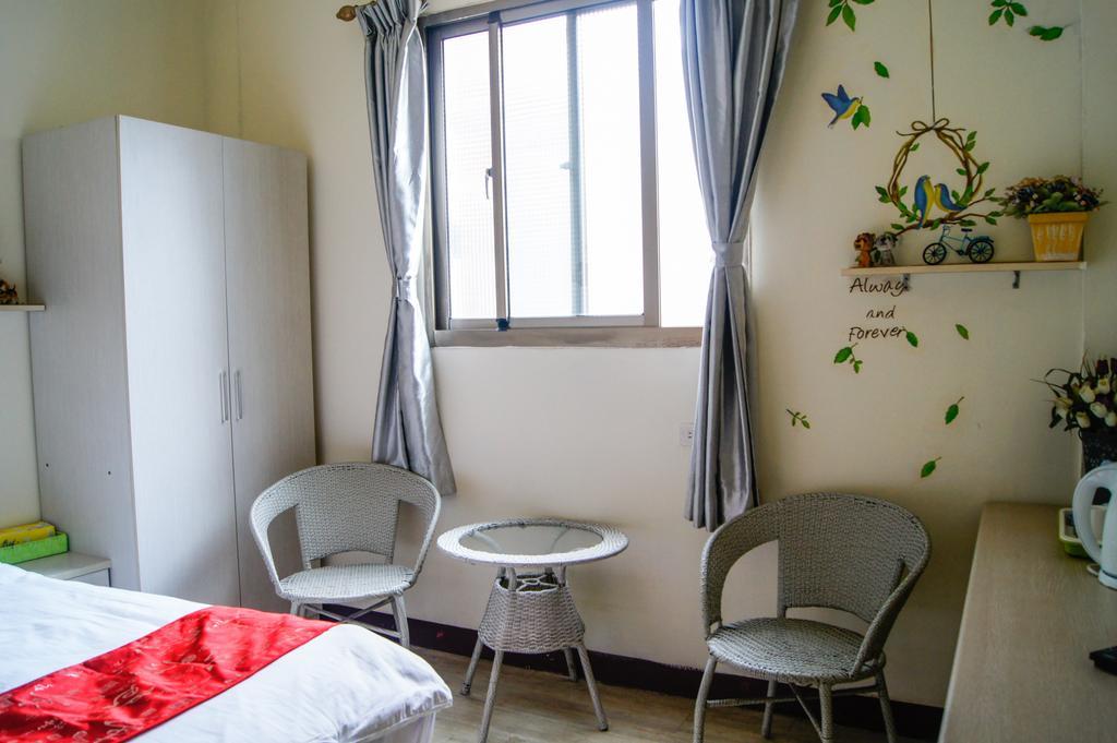 Ding Ding Homestay Jinhu Bilik gambar